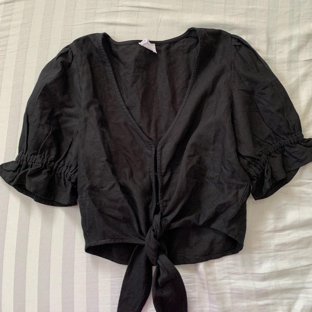 Black cotton on shirt